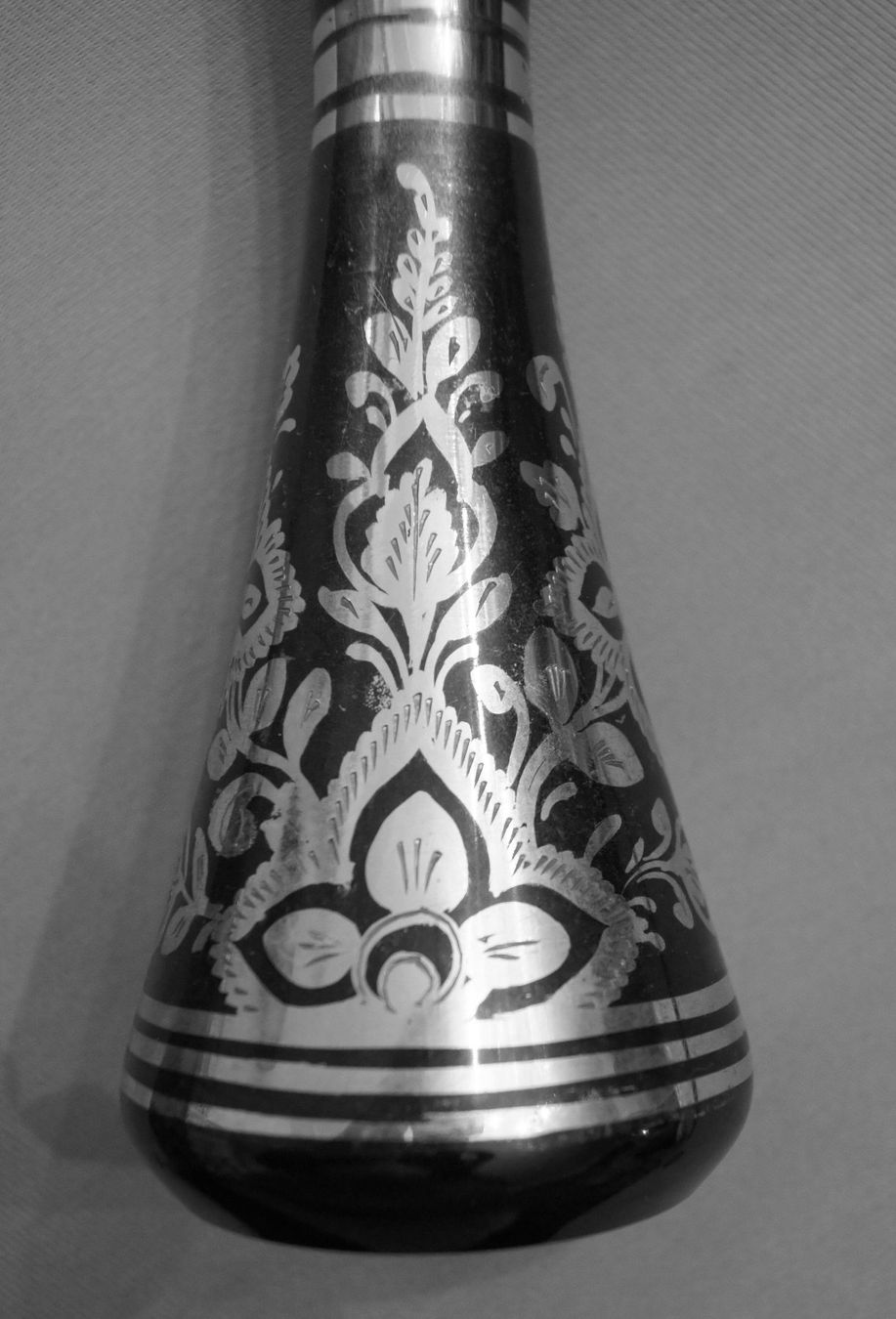 Vase & Récipients: Wunderschöne Bidri-Vase mit Silberauflage – D'occasion à Geroldswil par ARTEFACTO 4