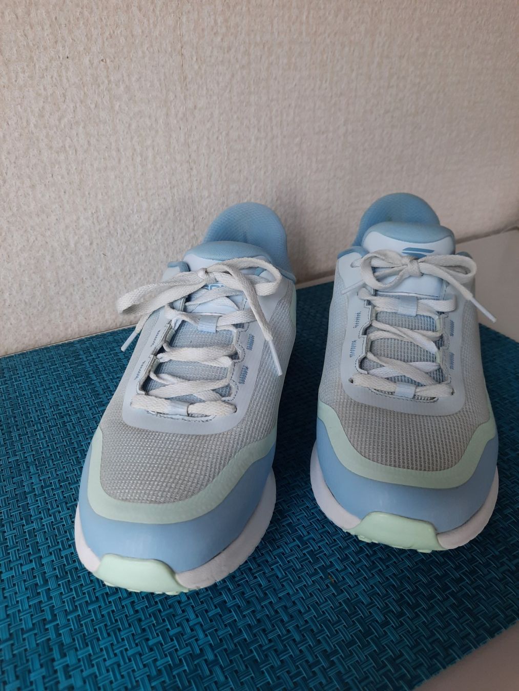 Skechers Scarpe da donna: Golfschuhe Damen Skechers, Gr. 40 – Usato da Abtwil SG venduto da Transrotor5