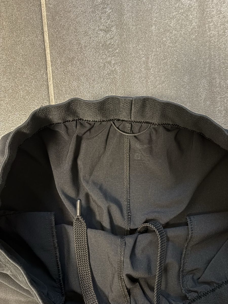 Nike Pantaloni: Nike Flex Short Vent M – Usato da Rümlang venduto da svent 2