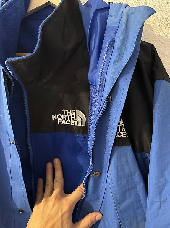 Giacche: The North Face Goretex Windbreaker – Usato da Davos Wiesen venduto da chr_5lyx 1