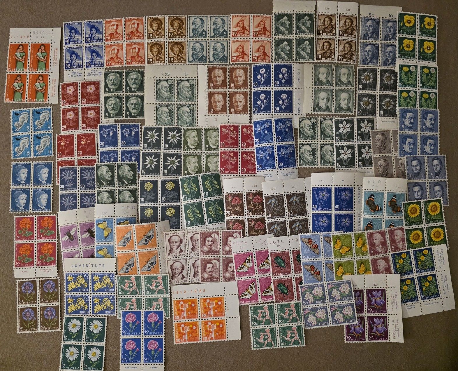 Tous les timbres: Pro juventute  – Neuf (Voir description) à Bern par Kocholo