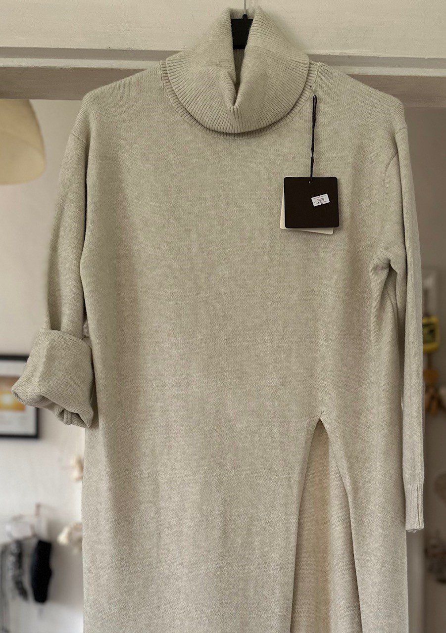 Pulls & Sweat-shirts: LONG PULLOVER/ROBE! M NOUVEAUTÉ 2026/27 – Neuf avec emballage d'origine à Locarno par NicoNion 3