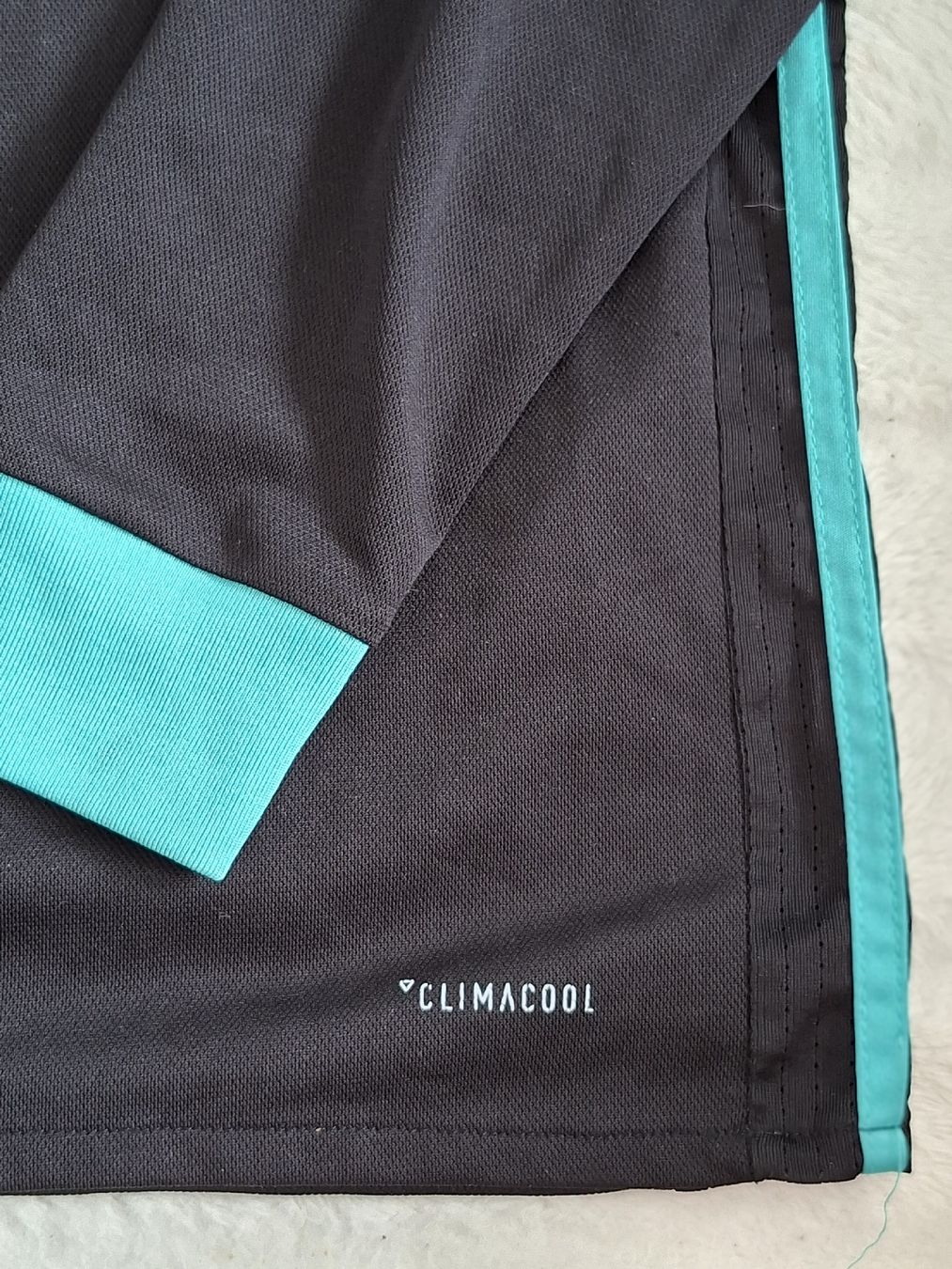 Real Madrid Canottiere & Pantaloni: Maillot Real Madrid2017 Ronaldo – Usato da Renens VD venduto da ser_j2fn 4
