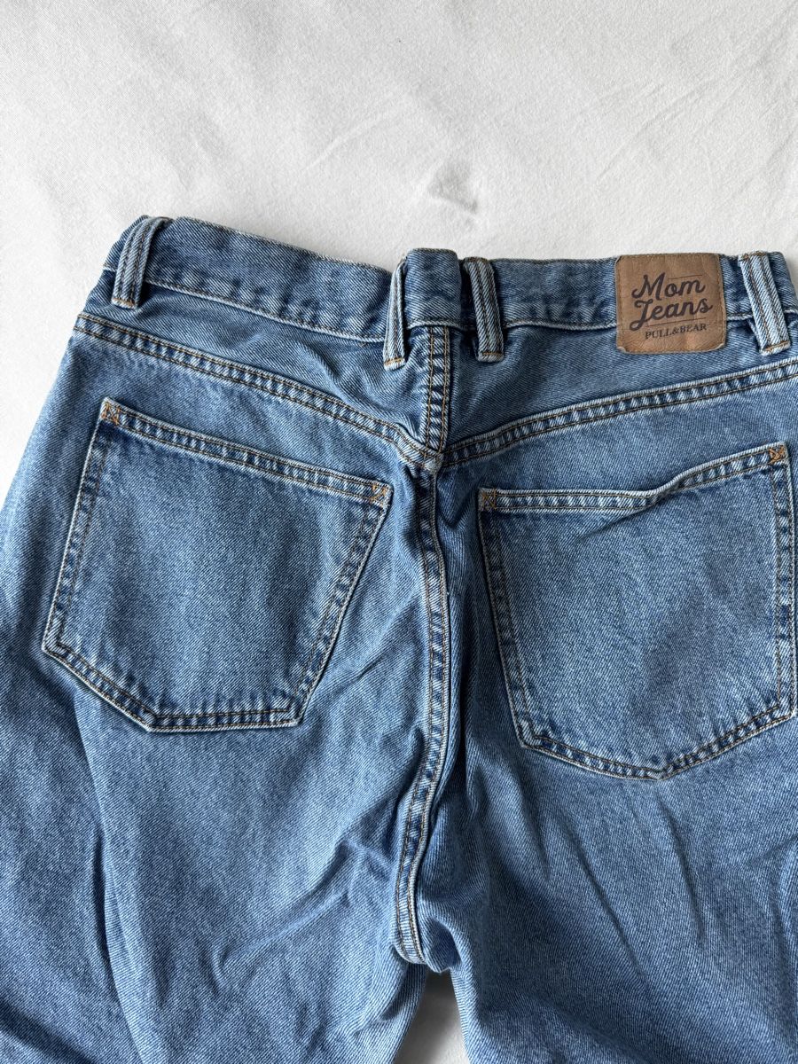 Pull&Bear Jeans: Mom Jeans Pull&Bear blau 38 – Usato da Winterthur venduto da vic_1256
