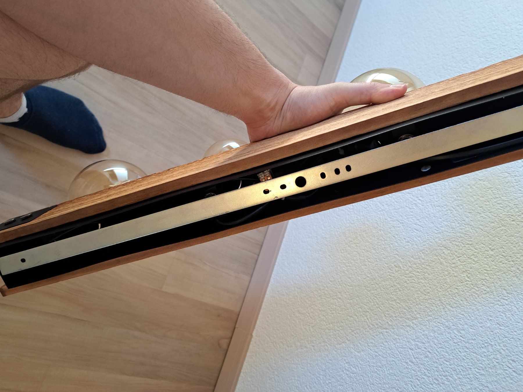 Eglo Lustres & lampes de plafonds: LAYHAM Deckenleuchte Retro Holz – D'occasion à Wynigen par bra_qs2w 3