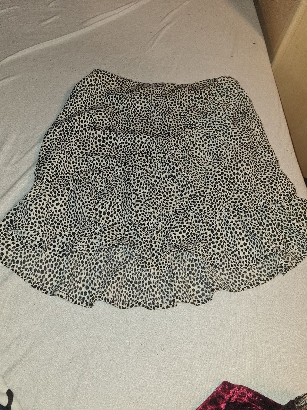 H&M Gonne: Frühlingsrock – Usato da Fällanden venduto da VelvetRaven94