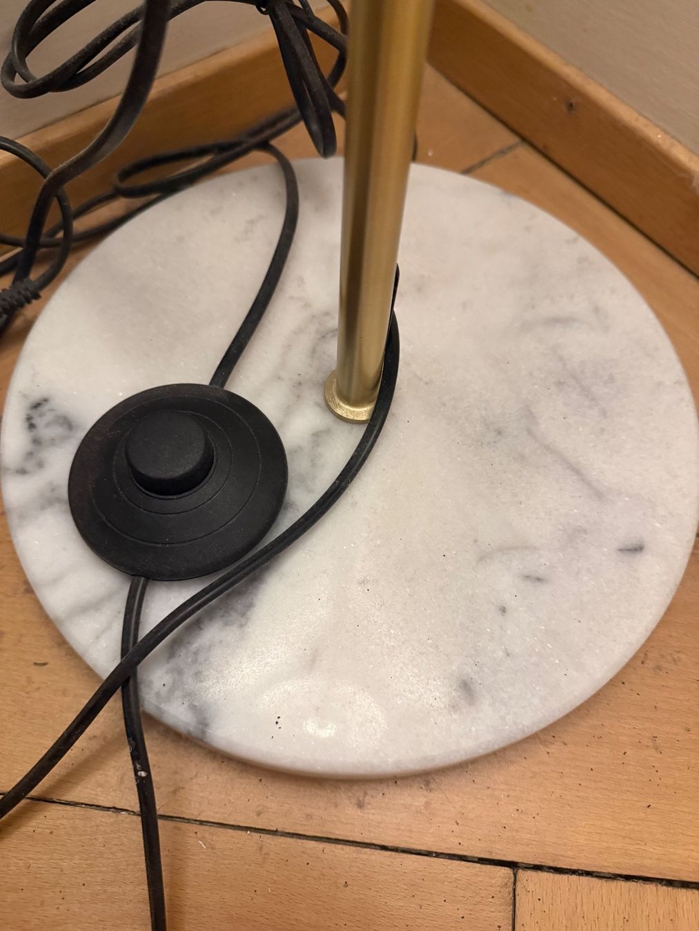 Lampade: Elegante Stehlampe – Usato da Zürich venduto da ame_r6dk 3