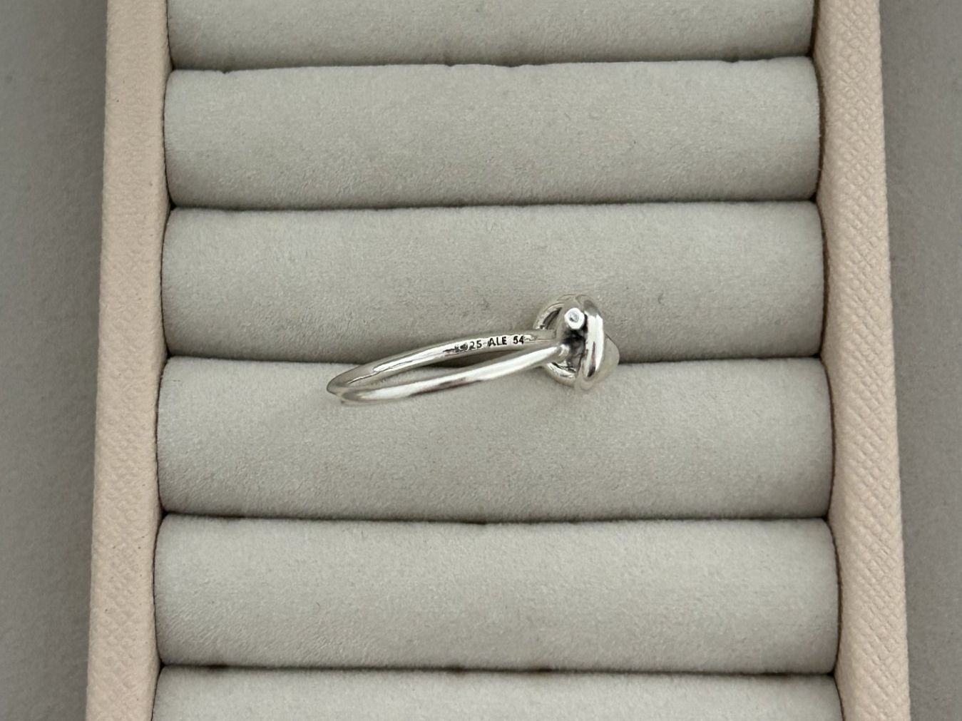 Pandora Anelli: Original Pandora Unendlichkeitsknoten Ring - RRP CHF 49.00 – Usato da Rheinfelden venduto da Boutique_Luxe 1