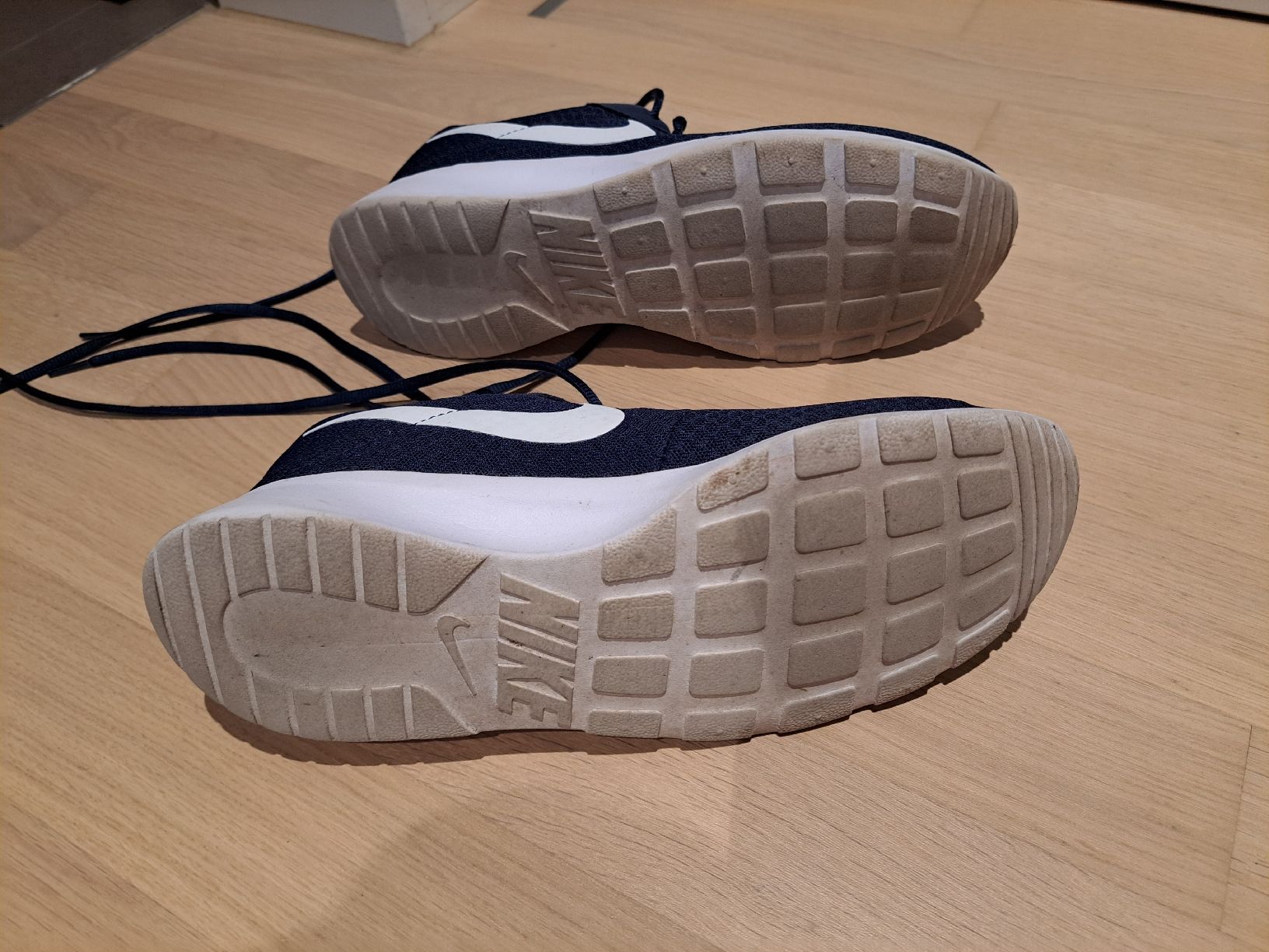 Scarpe da uomo: Nike Schuhe – Usato da Büron venduto da rog_k687 2