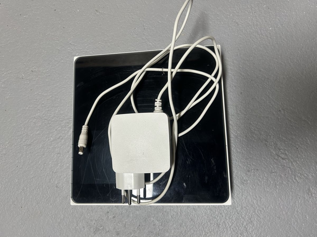 Swisscom Modem & Router: [GUT & GÜNSTIG]: Swisscom Internet Box – Usato da Arni AG venduto da CreaFlex