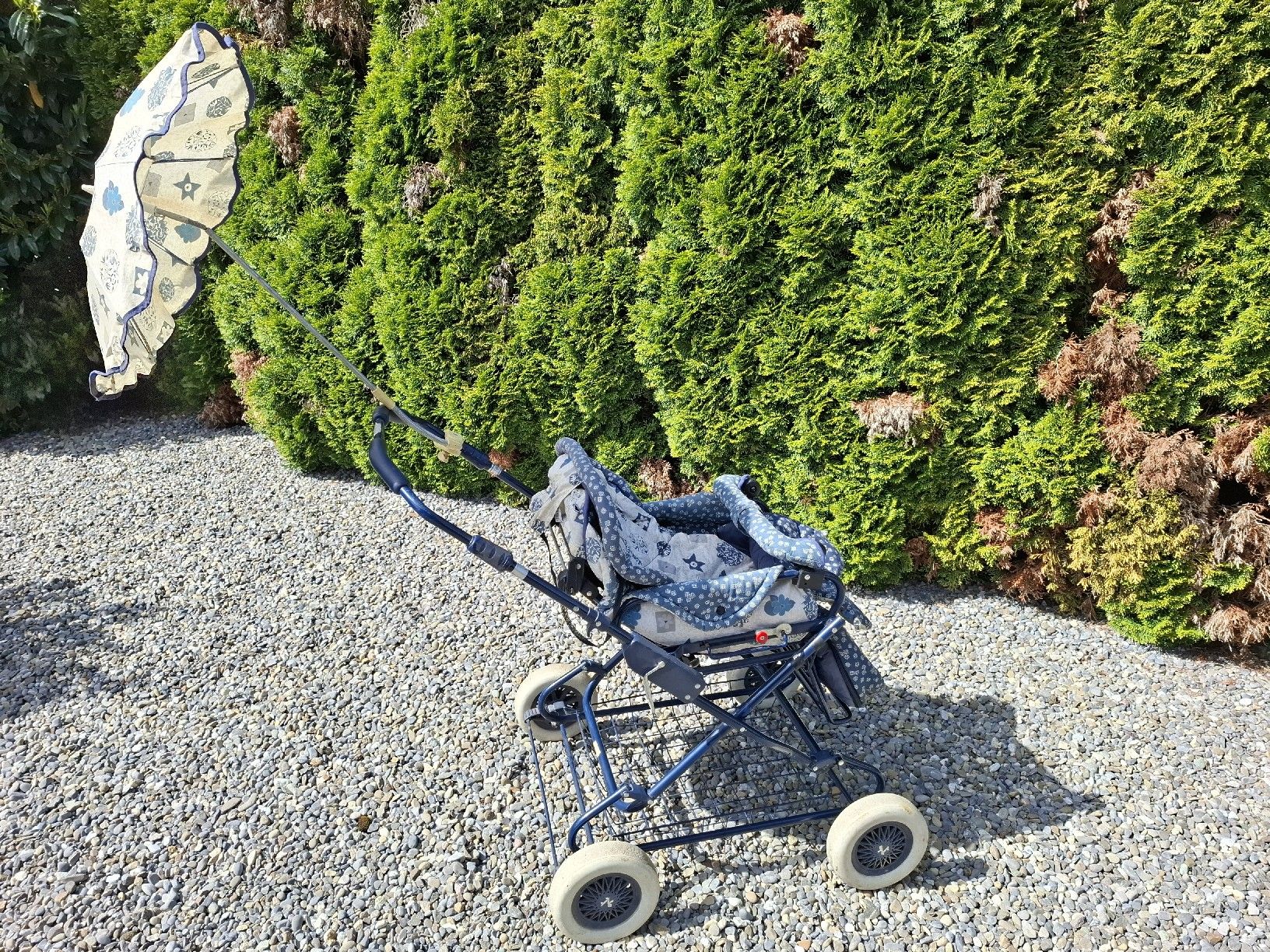 Carrozzine: Vintage Kinderwagen mit Qualität – Usato da Hunzenschwil venduto da Hardrock6 5