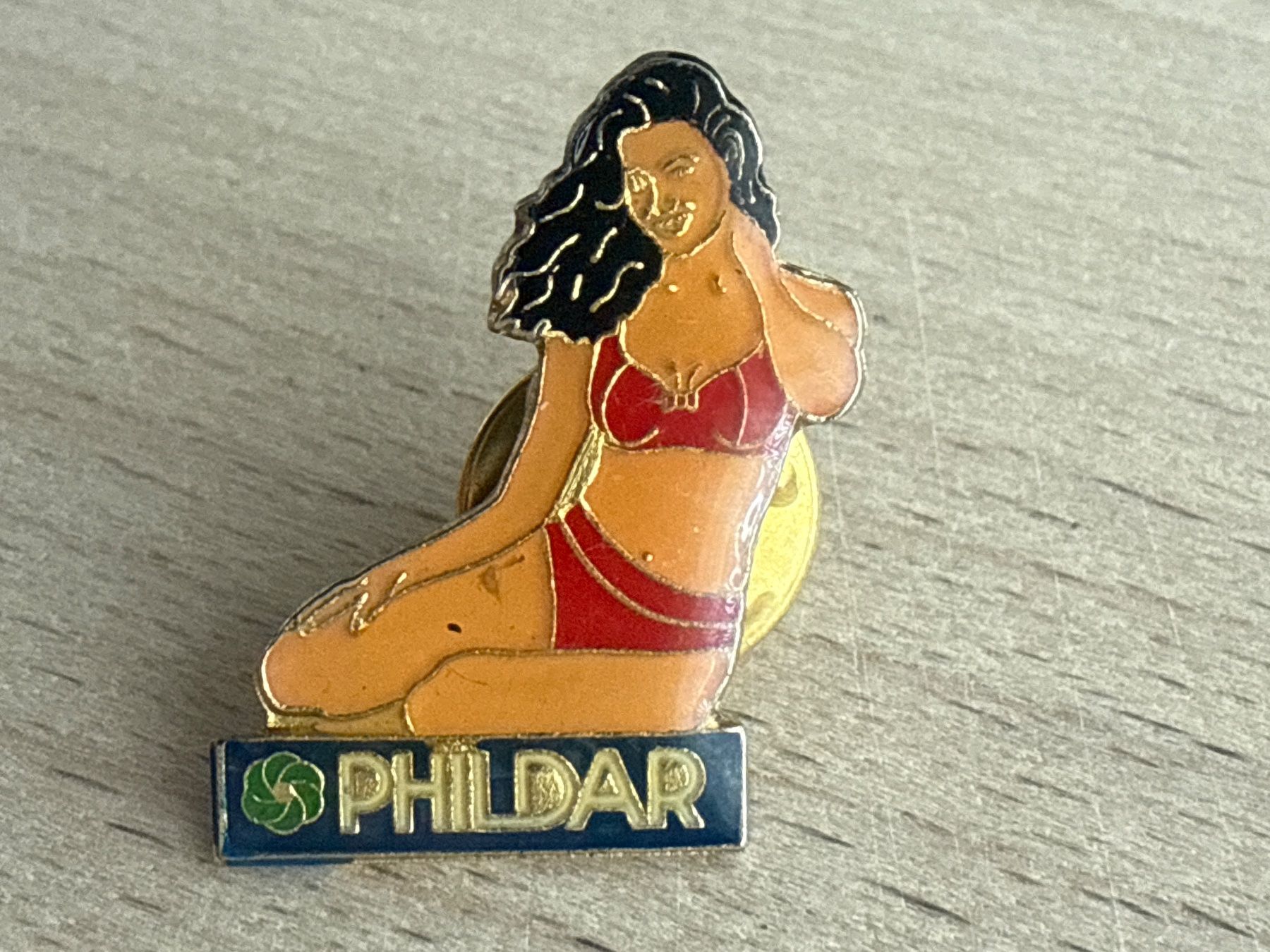 Plaketten & Abzeichen: Pin PHILDAR – Gebraucht aus Glattbrugg von Schweigmatt