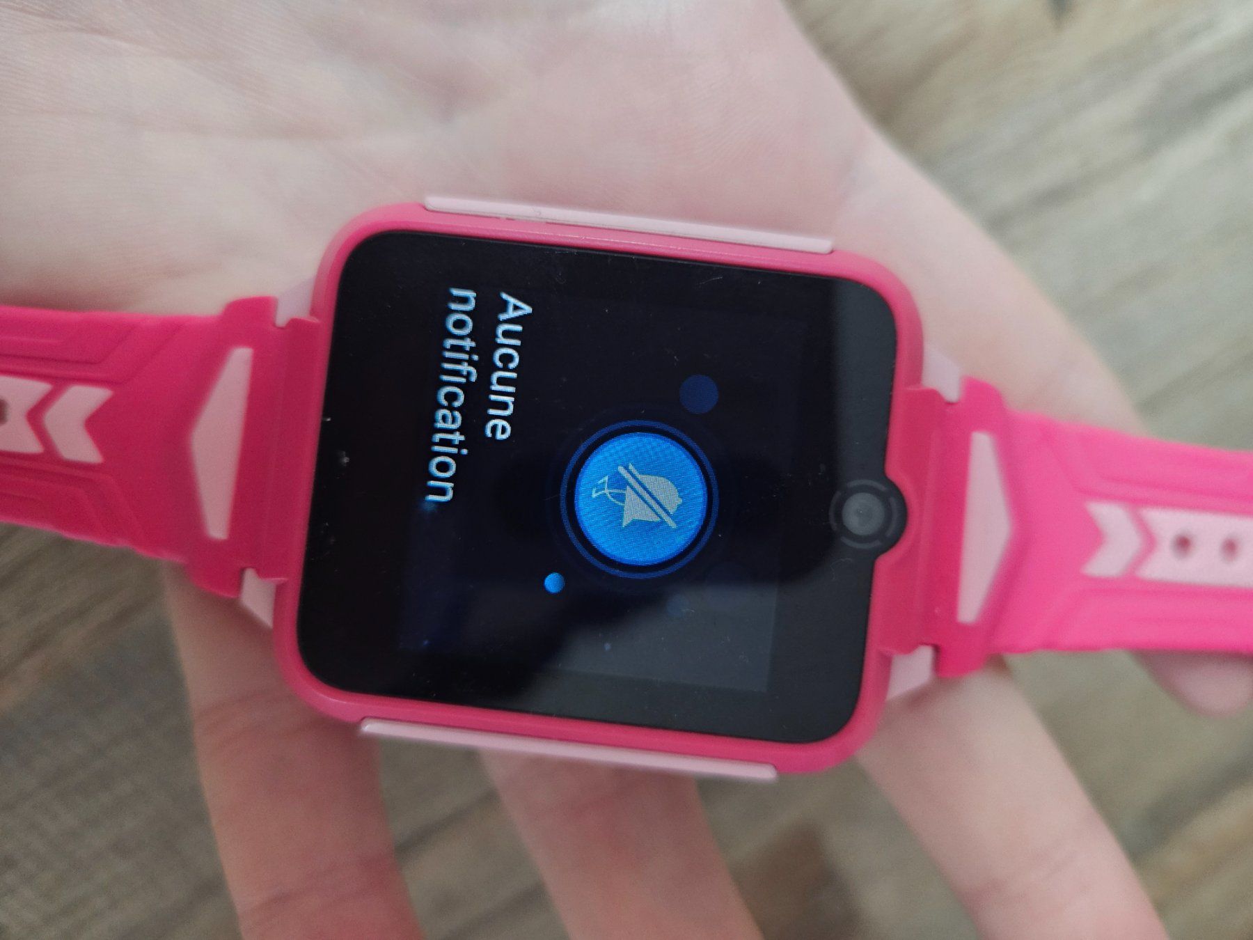 Smartwatch: Montre connectée TCL avec abonnement Swisscom – Usato da St-Maurice venduto da dap_vvx5 1