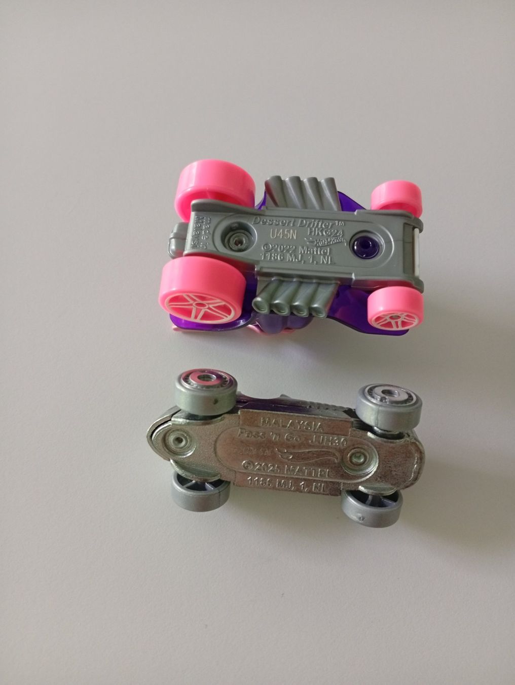 Hot Wheels Modellautos: Hot wheels deux voitures – Gebraucht aus Villars-sur-Glâne von dadj01 2