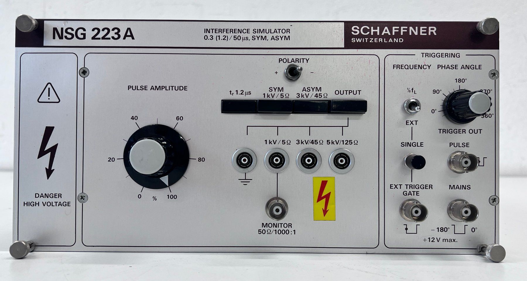 Matériel de laboratoire: Schaffner NSG223A Interference Simulator – D'occasion à Niederdorf par LeptonAG_Labor 1