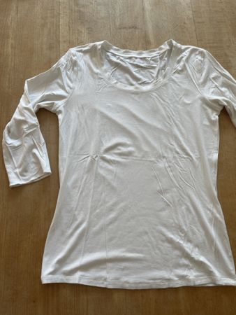 Marccain: weisses T shirt, wie neu 36