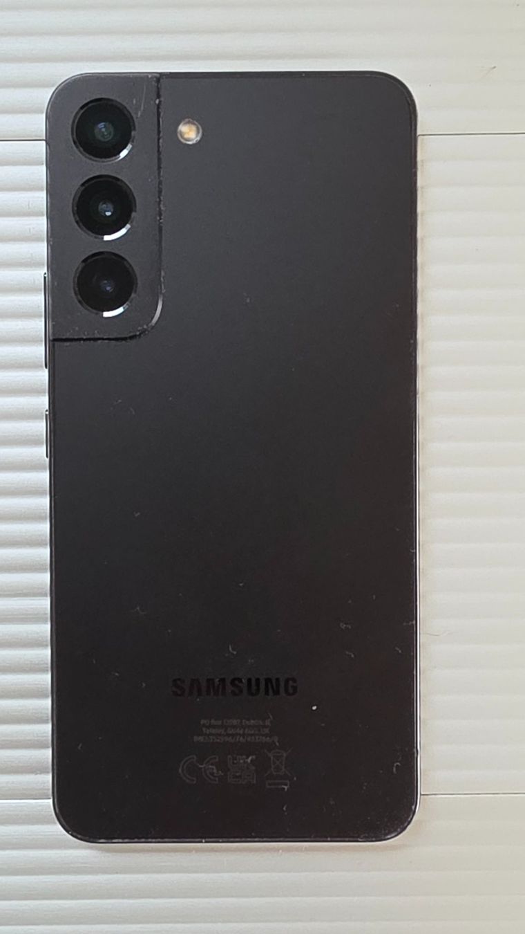 Samsung Handys / Smartphones: Samsung Galaxy S22 256GB – Gebraucht aus Dietlikon von Foph 3