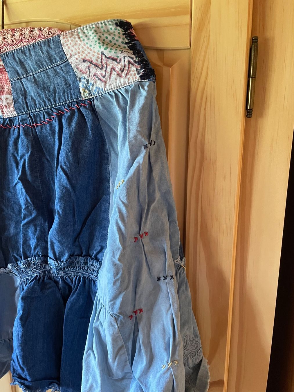 Desigual Gonne: DESIGUAL Jeansrock / Minijupe – Usato da St. Peterzell venduto da andrea2012 6
