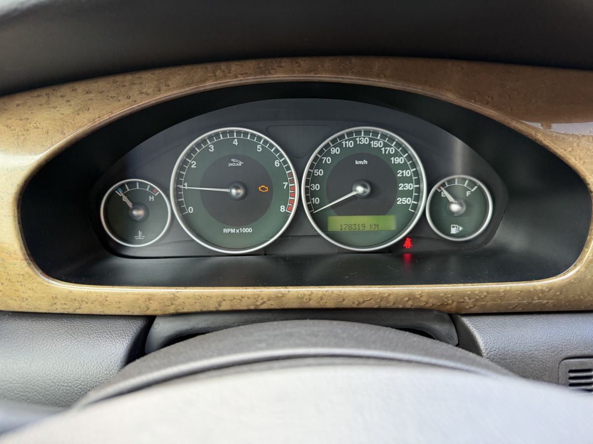 Jaguar Automobili: Jaguar X -Type  – Difettoso da Thal venduto da nizue89 5