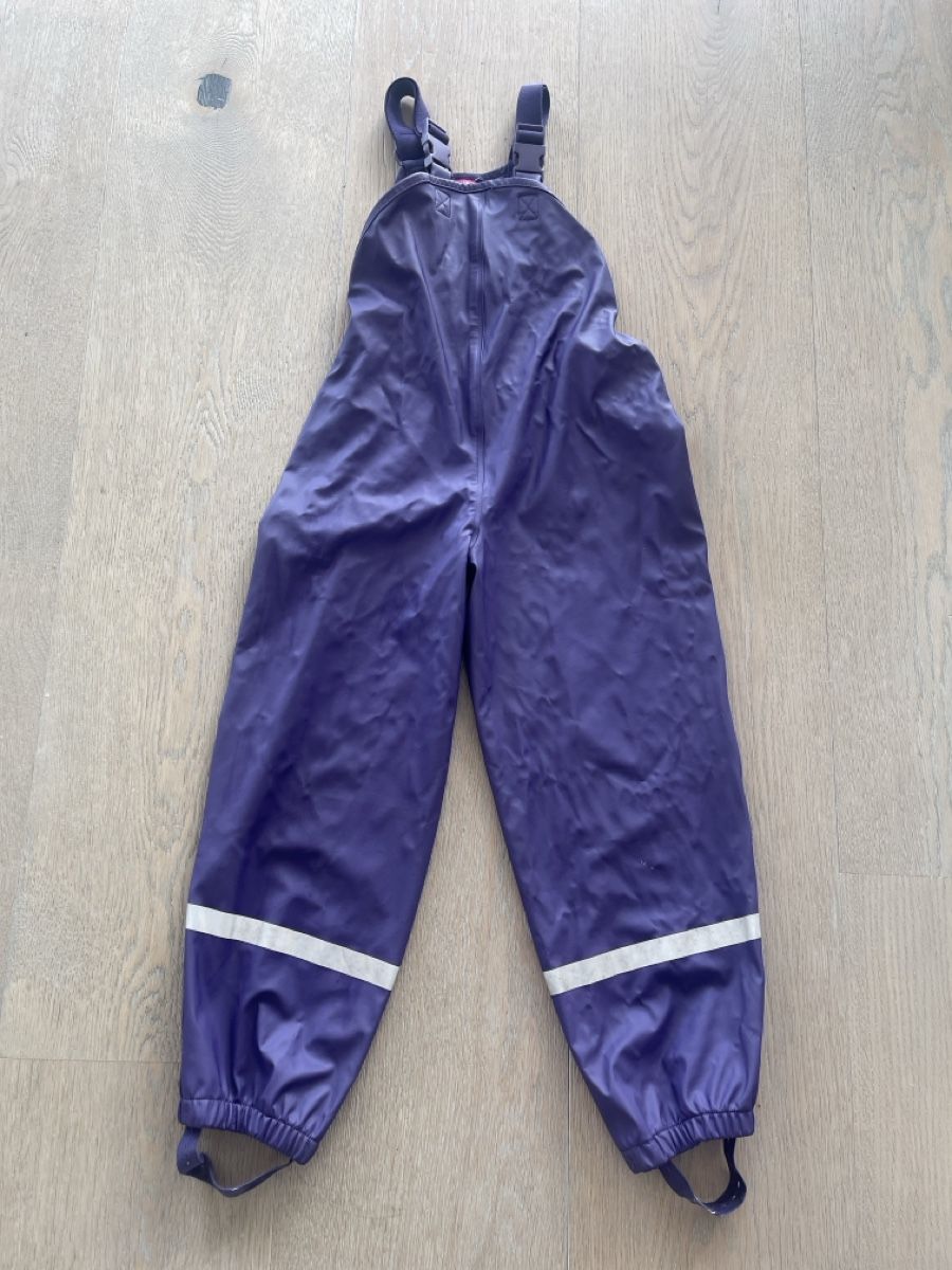 Hosen: Lila-violette Regenhose, Grösse 122, Ideal bei Regenwetter – Gebraucht aus Meilen von Golfer04