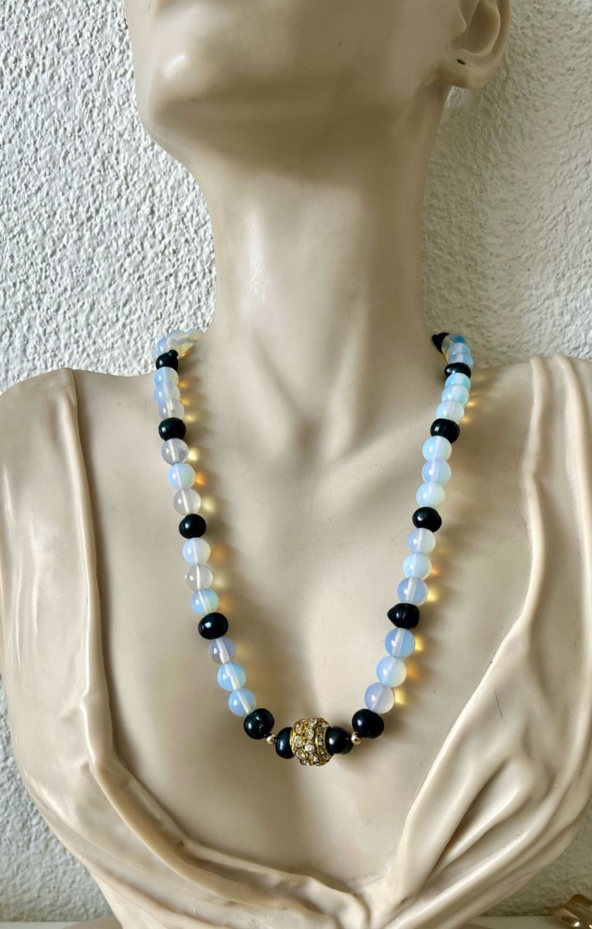 Catenine: SCHIMMERNDE OPALIT KETTE mit Echtperlen & Magnetschliesse – Usato da Ruswil venduto da artbyhand 5