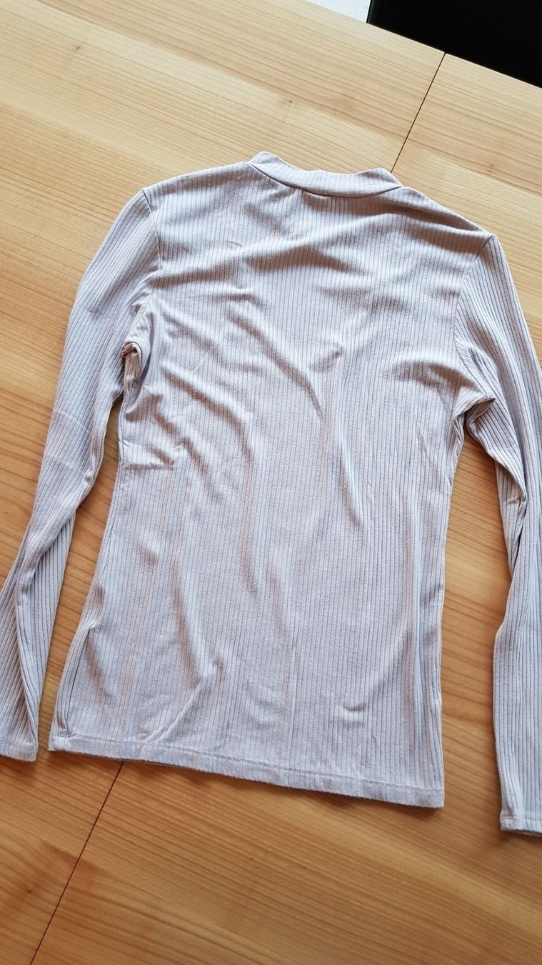 Pullover & Sweatshirts: Pulli mit V-Ausschnitt beige M – Neu (gemäss Beschreibung) aus Steffisburg von esneusdaheime 1