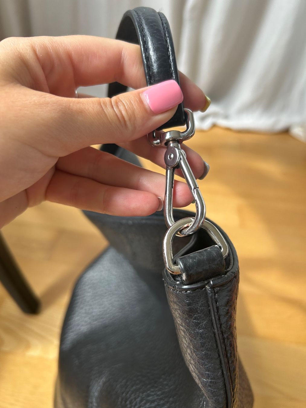 Coccinelle Sacs femmes: Coccinelle Classic Handbag – D'occasion à Zürich par Madita_auf_der_Erbse 4