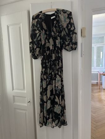 Kleid von MANGO Blumenmuster Schwarz Grösse M guter Zustand