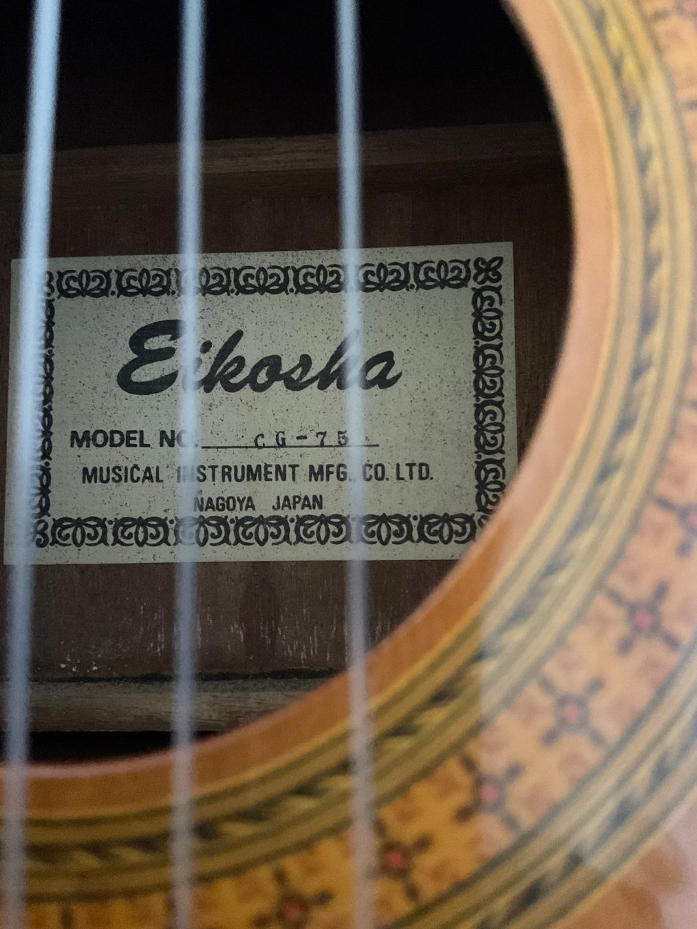 Musikinstrumente: Klassische Gitarre .  Top Zustand – Gebraucht aus Bern von jas_8tz2 5