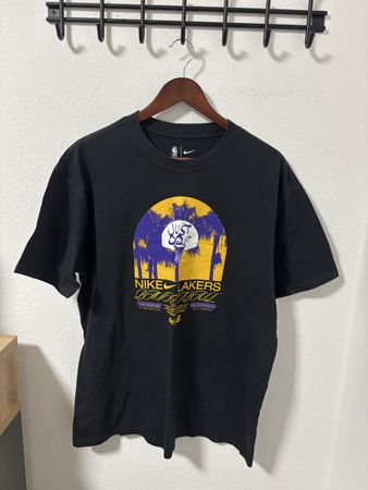 Nike Lakers T-Shirt Schwarz Grösse L guter Zustand
