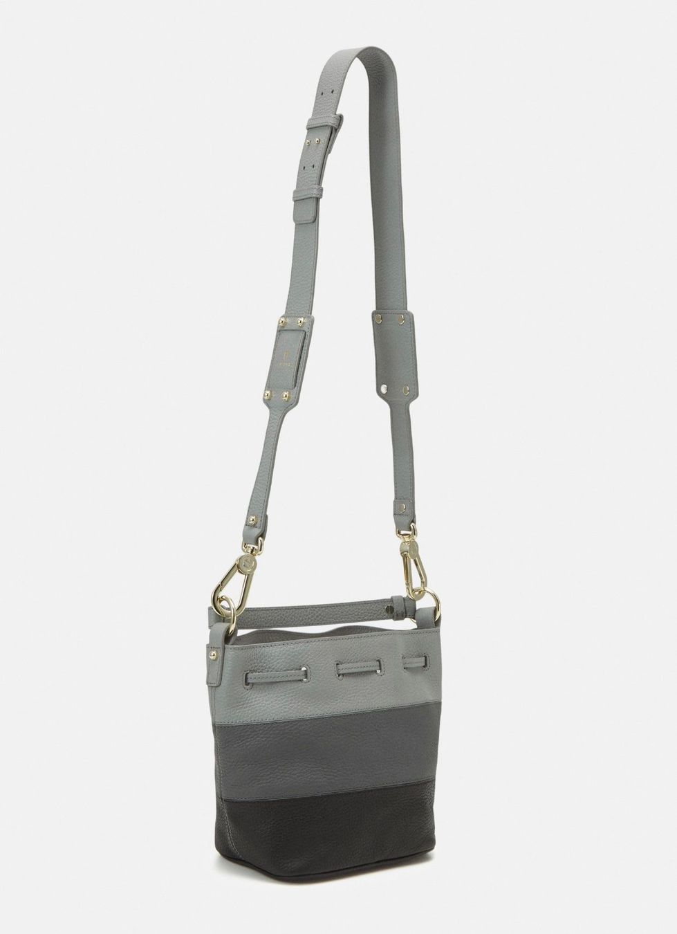 Aigner Taschen für Damen: AIGNER Tara Umhängetasche – Neu und originalverpackt aus Oberaach von Dandy2021 1