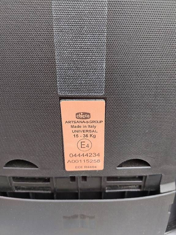 Chicco Seggiolini per auto: Kindersitz Chicco 15-36 Kilo – Usato da Steinebrunn venduto da KarinGeiger 1