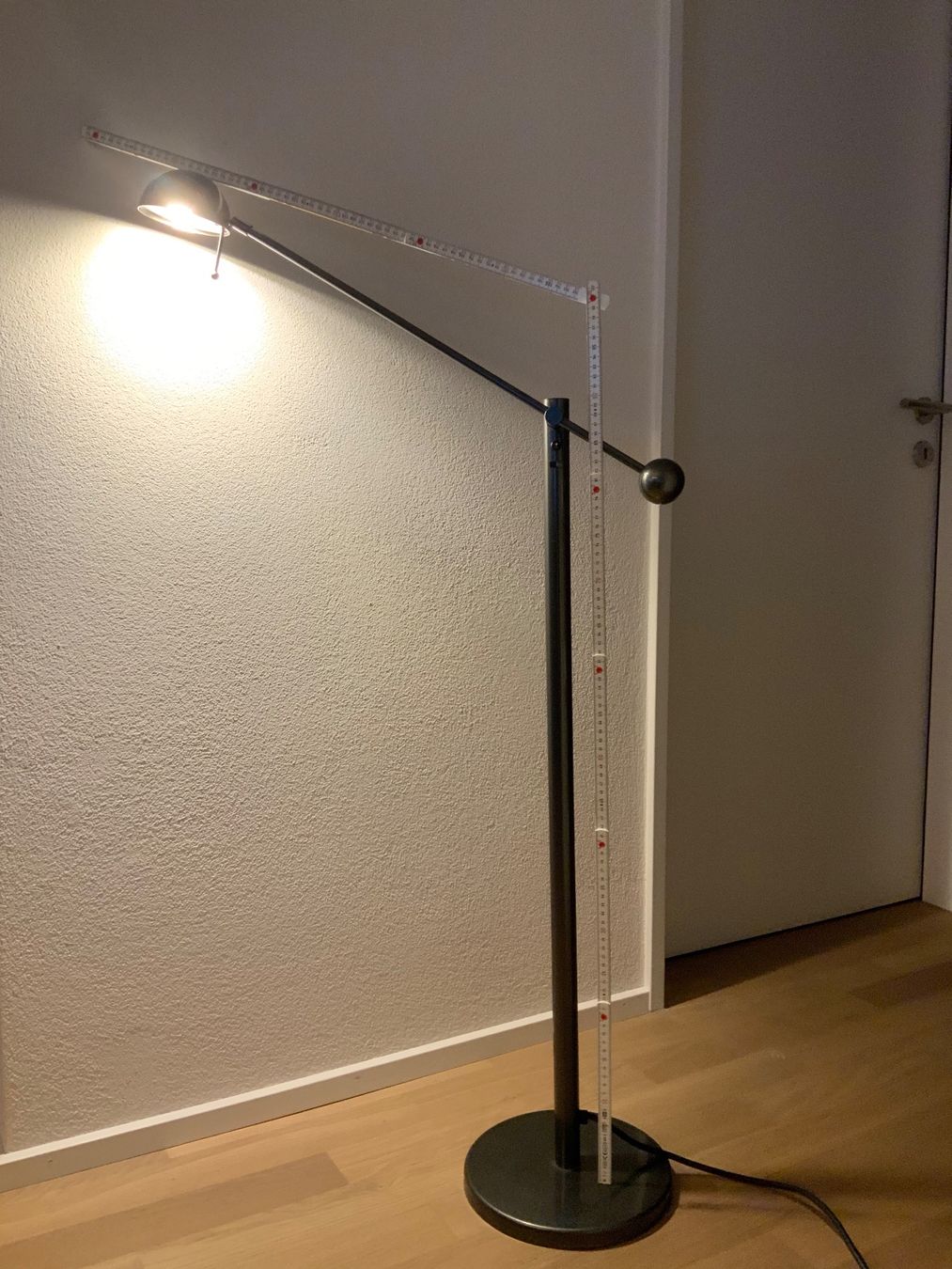 Lampade: Hochwertige EAO Leseleuchte – Usato da Brugg AG venduto da Iceland74