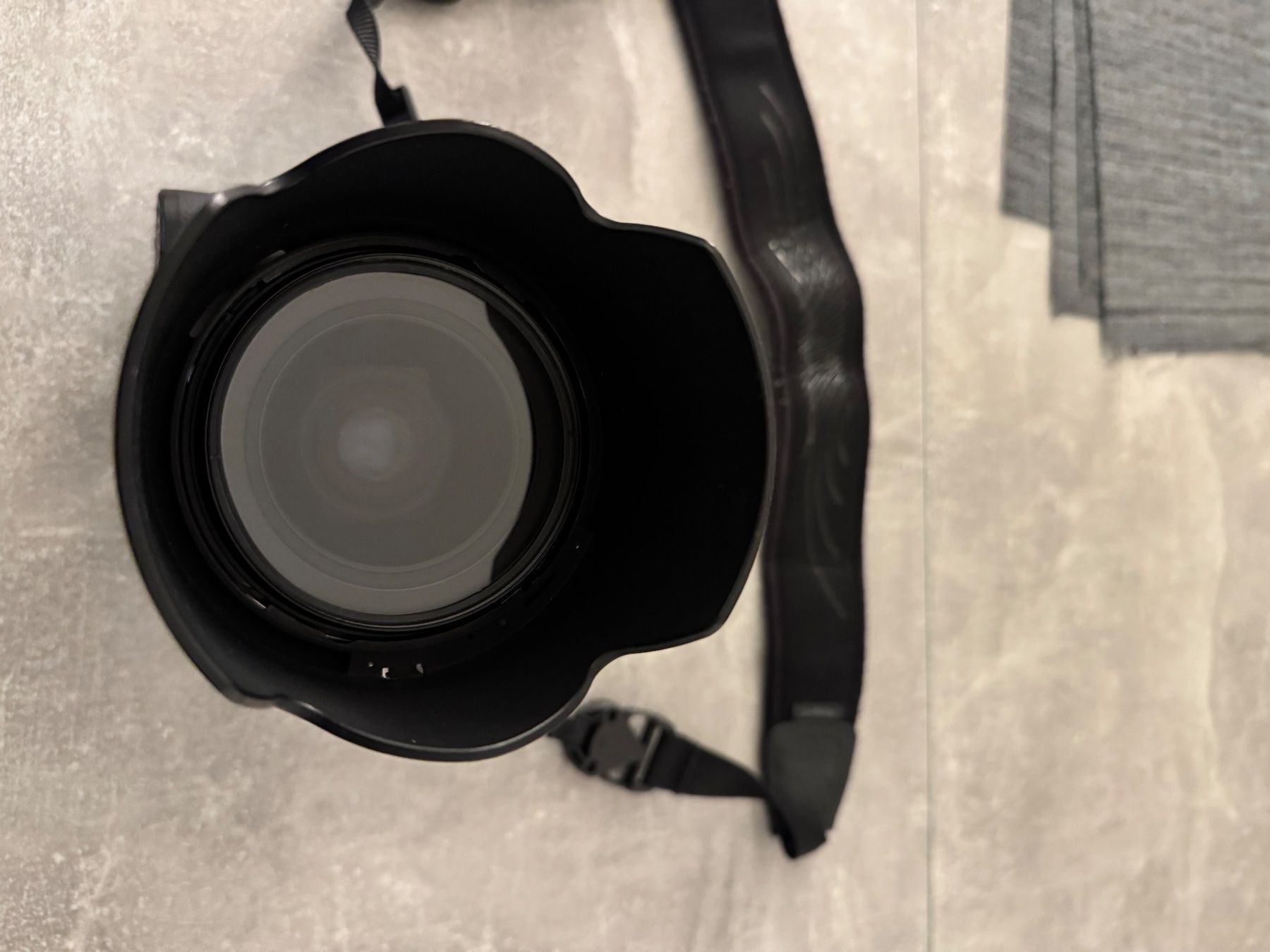 Nikon Fotocamera: Nikon D7000 Spiegelreflexkamera mit Objektiv – Usato da Zuchwil venduto da RobertLaz 3