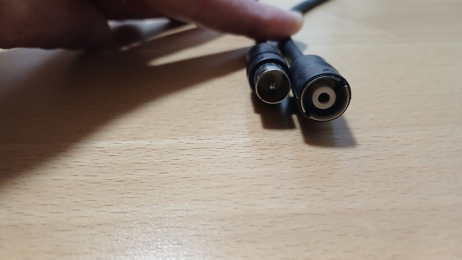Cavi: Antenenkabel – Usato da hinwil venduto da tho_j6kz
