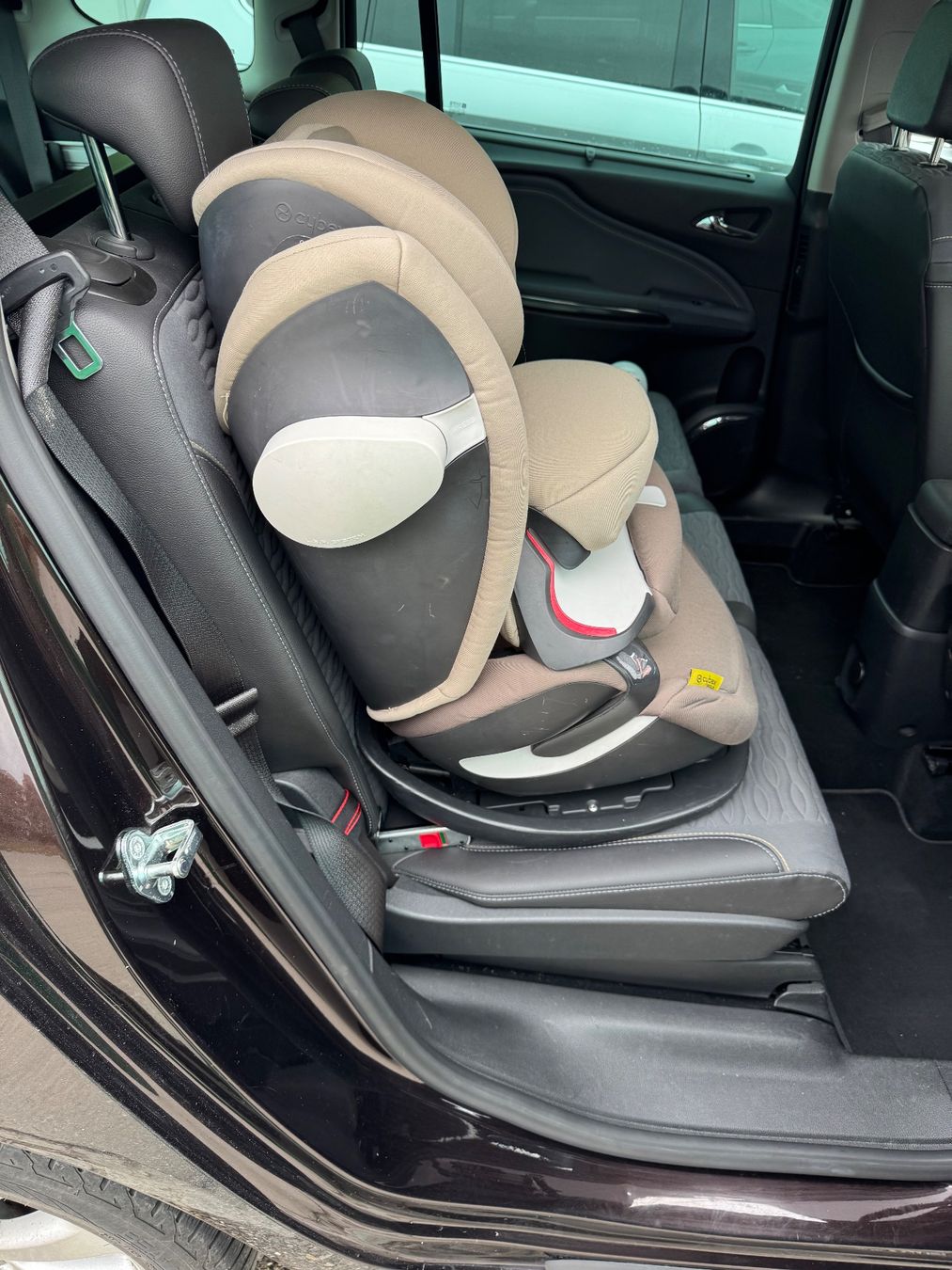 Cybex Auto-Kindersitze: Cybex AutoKinderSitz mit isofix – Gebraucht aus Zollikofen von man_5zhm 4