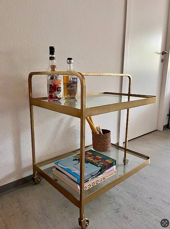 Carrelli di servizio: Eleganter Bartrolley im vintage-stil – Usato da Zürich venduto da den_2026