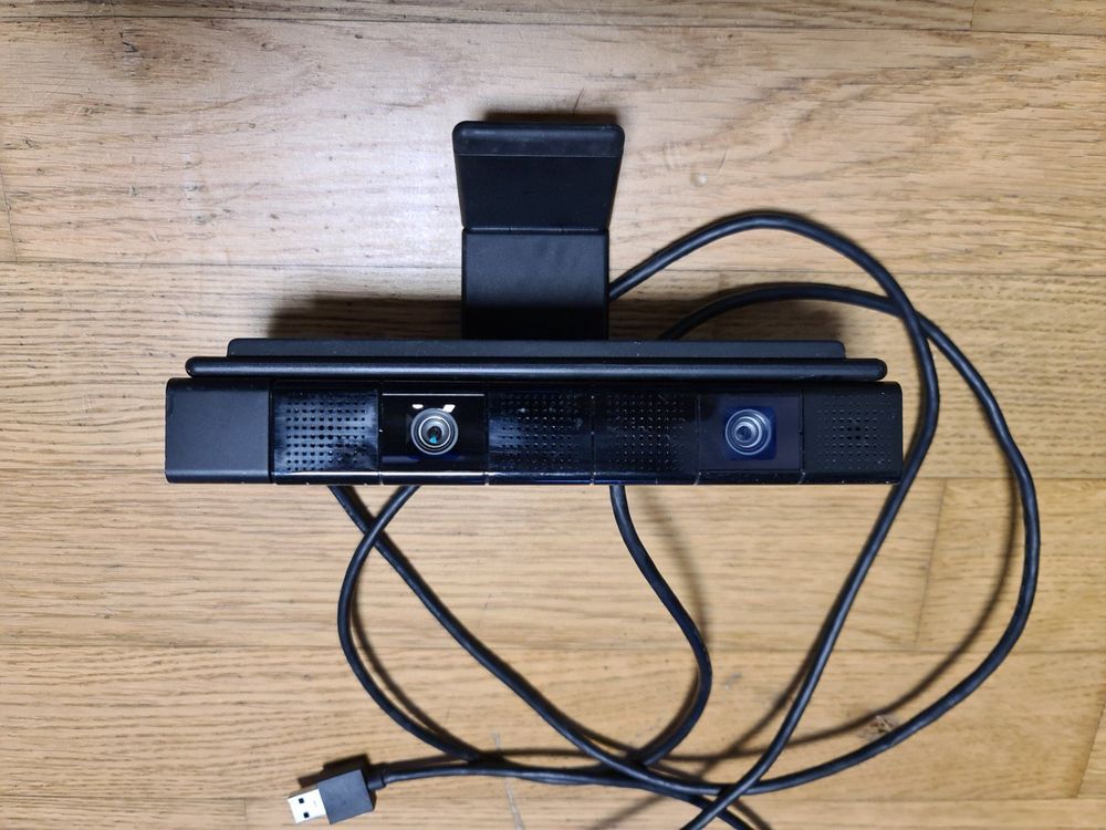 Playstation 4 Kamera mit Fernsehhalter Kaufen auf Ricardo