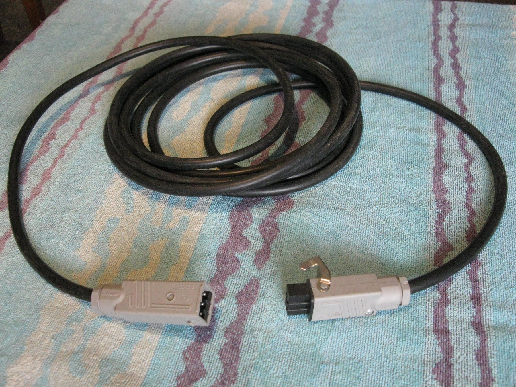 Kabel: Verlängerungskabel mit Stecker HIRSCHMANN STAS 3 – Gebraucht aus Hittnau von Mares8335 4