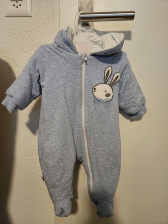 Baby Overall Eevi blau mit Hasenmotiv Grösse 56 neu