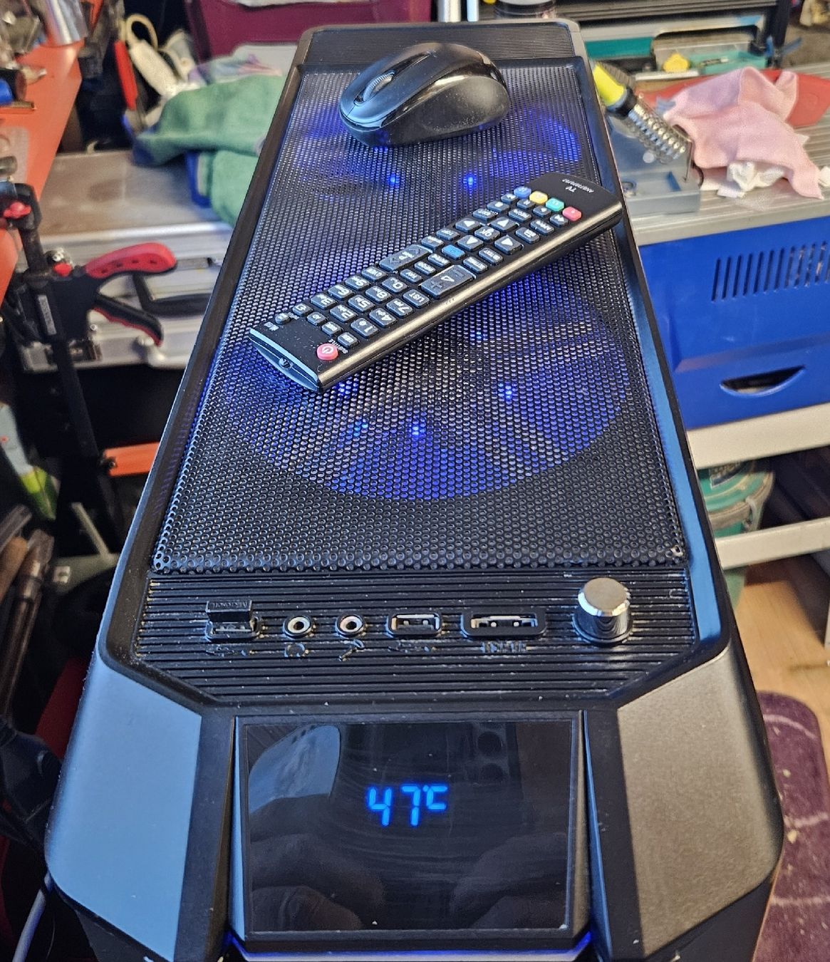 PC: Gamer PC mit grossem Tv – Usato da Thun venduto da Engel114 7