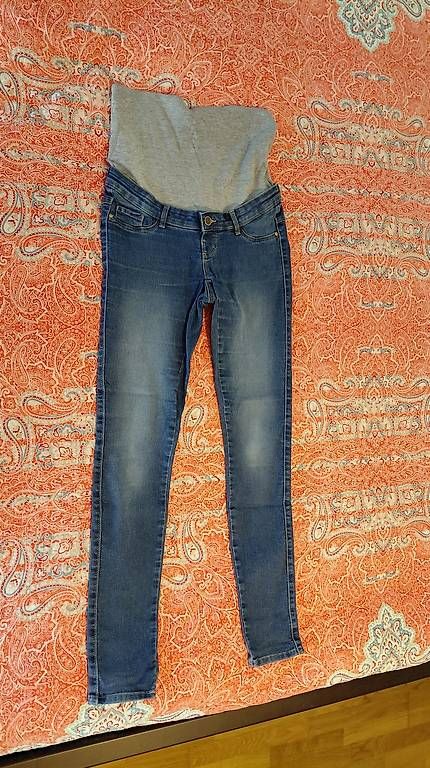 Pantalons: Schwangerschaftshose Only Grösse S länge 32 – D'occasion à Wettswil par gionatav 1