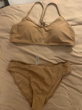 Maillot de bain SHEIN XL tendance beige, parfait pour l'été!