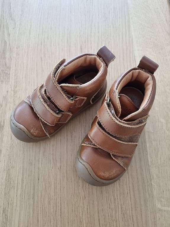 Scarpe per ragazzi: Bisgaard Gr 21 – Usato da Wängi venduto da ann_qj8y