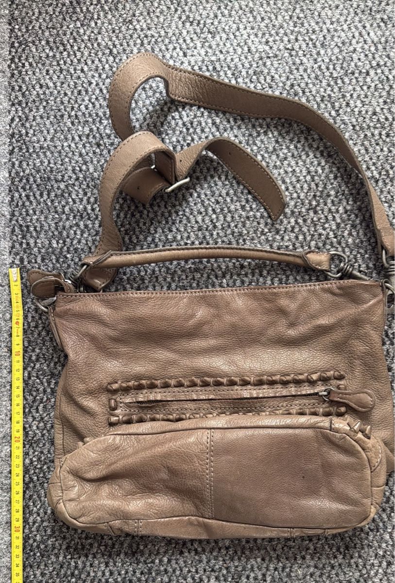 Liebeskind Taschen für Damen: Ledertasche Marke Liebeskind – Gebraucht aus Oppligen von Merida007 2