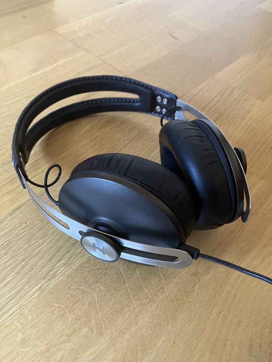 Sennheiser Kopfhörer: Kopfhörer Sennheiser Momentum 2.0 – Gebraucht aus Zürich von Wooha