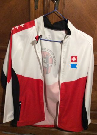 Luftige Jacke mit Reißverschluss Gr.164cm