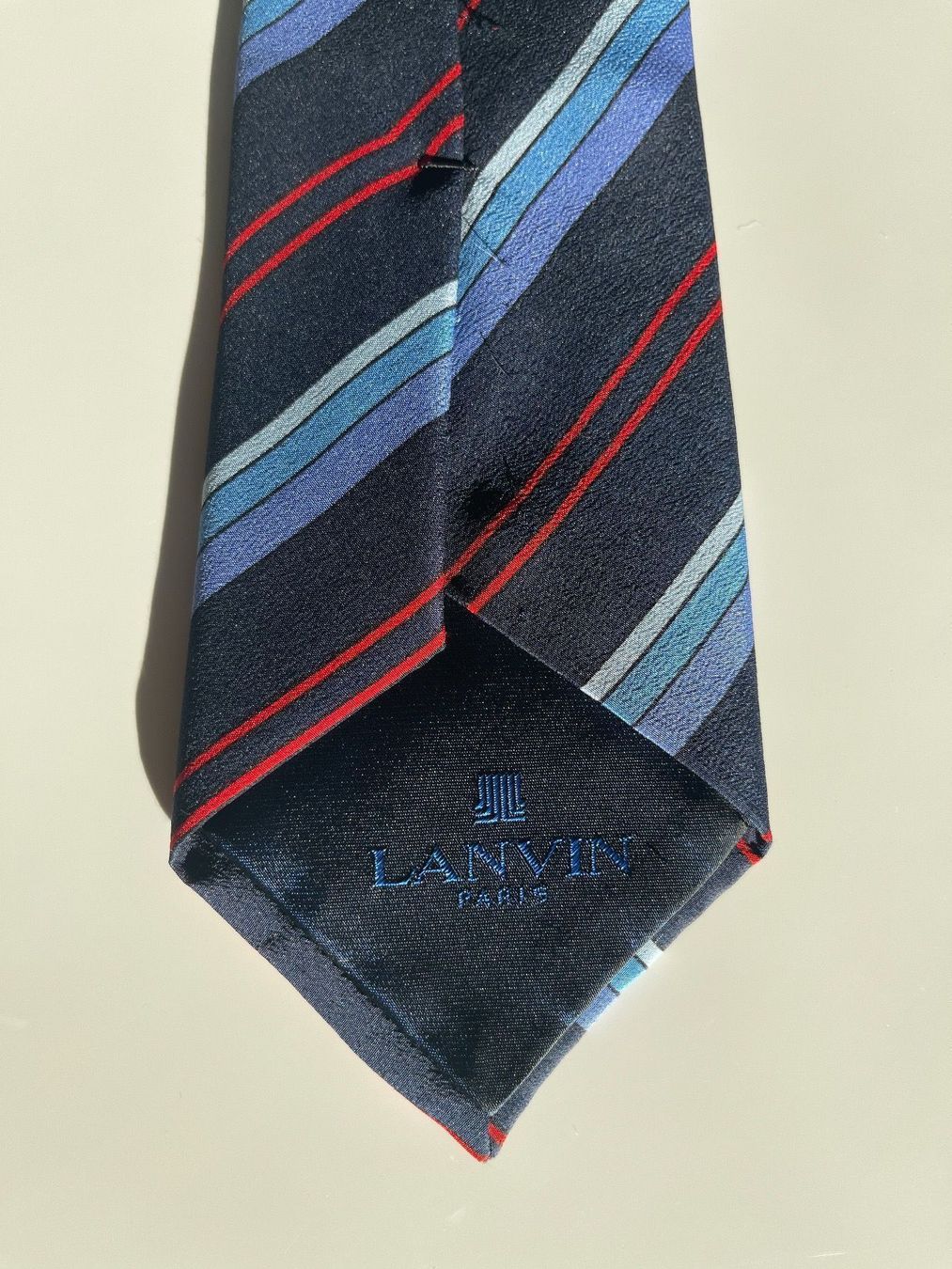 Lanvin Krawatten: LANVIN PARIS Designer Krawatte 100% Seide – Gebraucht aus Zürich von Recode.Fashion 1