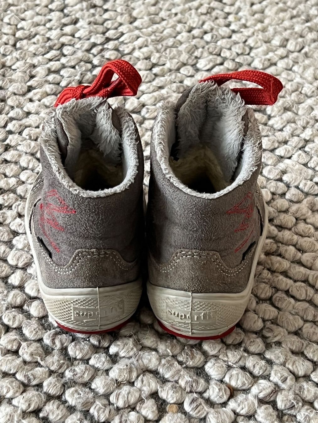 Superfit Schuhe für Jungen: Superfit 20 – Gebraucht aus Zürich von Ana17s 1