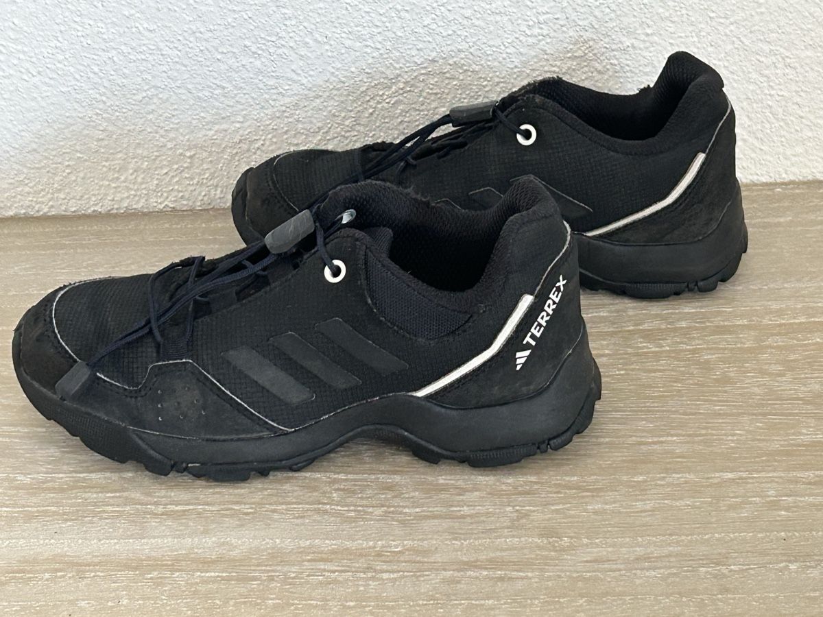 Adidas Schuhe für Jungen: Adidas Terrex Wanderschuhe Kinder Grösse 32 schwarz          – Gebraucht aus Wolhusen von eve_m6cg 1